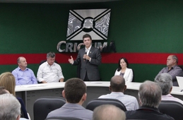 Prefeitura Municipal de Criciúma e Faculdades Esucri assinam renovação da bolsa PMC