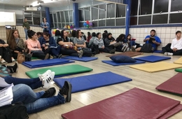 Acadêmicos de Enfermagem participam de palestra sobre Cuidados Paliativos