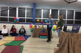 Acadêmicos de Enfermagem participam de palestra sobre Cuidados Paliativos