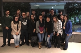 Acadêmicos de Administração assistem palestra sobre comércio Brasil x China