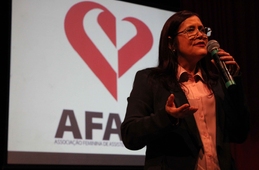 Palestra “Vamos dizer não a medicalização na primeira infância” reúne educadores da rede municipal