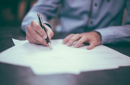 Esucri oferece Pós-graduação em Estratégia de Marketing e Inteligência de Mercado