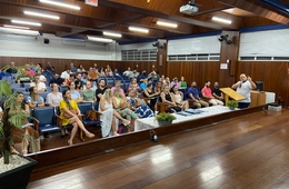 Reunião de colegiado da Esucri reúne professores e direção para o início das aulas