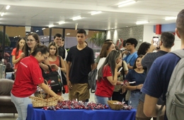 Volta às aulas: com música, presentes e muita emoção, estudantes iniciam ano letivo na Esucri