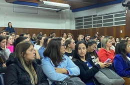 Em comemoração ao Dia da Enfermagem, Esucri realiza palestras aos estudantes