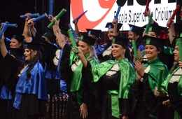 Cerimônia marca entrega de diplomas a 58 graduados da Esucri/Uniasselvi