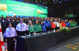 Cerimônia marca entrega de diplomas a 58 graduados da Esucri/Uniasselvi